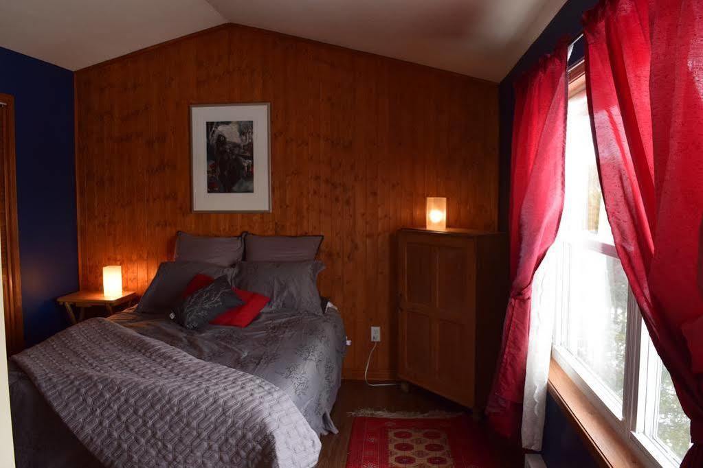 Gîte Aux Jardins De L'Anse Percé Extérieur photo